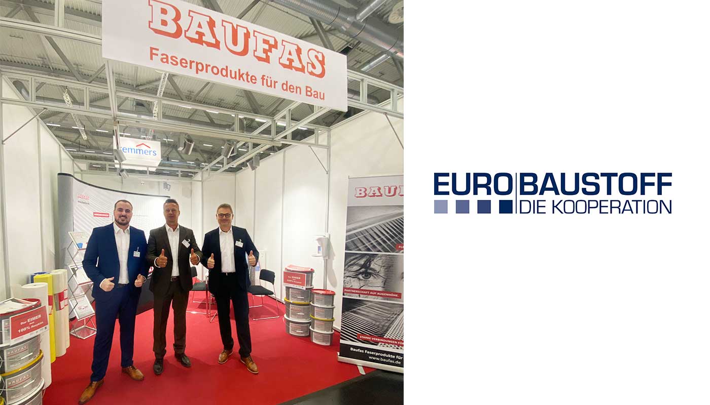 Vertriebsteam von Baufas auf dem Messestand der Messe Eurobaustoff Forum